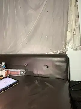 lolisky1478 élő XXX-chatje