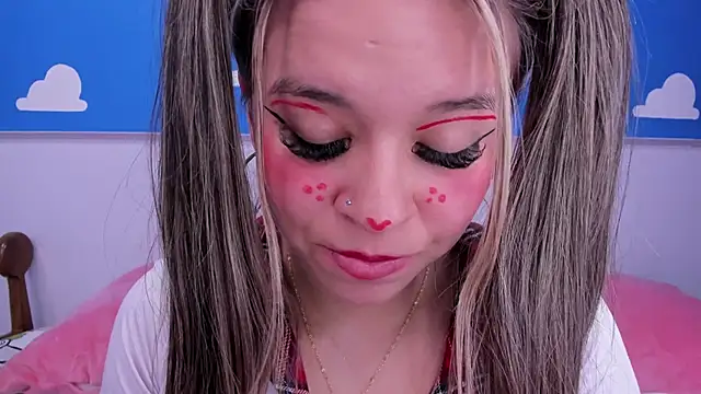 miss__evolet Chat XXX in diretta