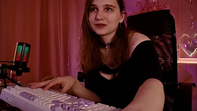 TessaMill élő XXX-chatje