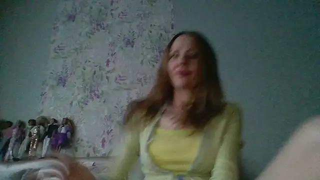 Chat +18 de Tiluu1 ao vivo