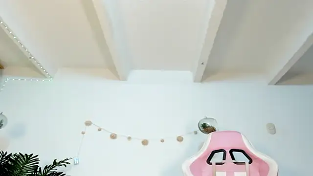 Chat +18 de violet_77711 ao vivo