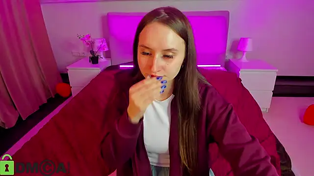 Kira__Sweet: онлайн-секс-чат