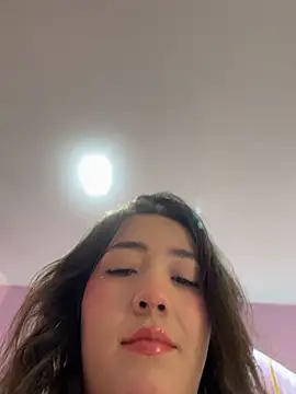 Hannah-PradaのライブXXXチャット