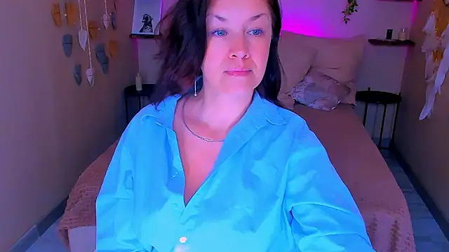 AnaMillsのライブXXXチャット