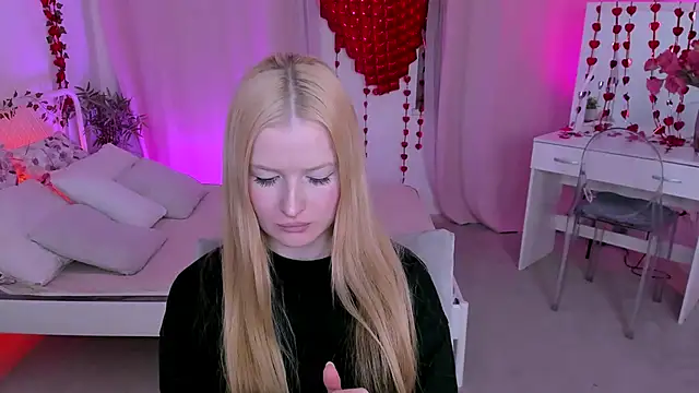 Chatroom XXX en direct de Laly_Peach