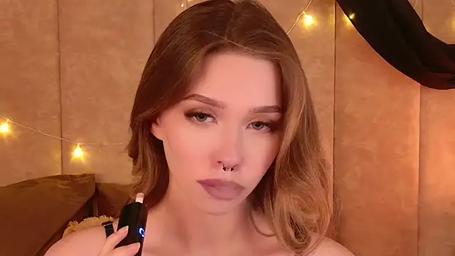 Sierra_Fane Adlı Modelin Canlı XXX Sohbeti