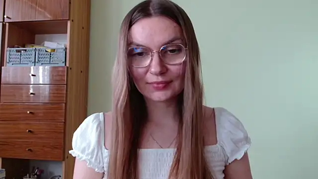 XXX chat uživo modela LooveELLYx