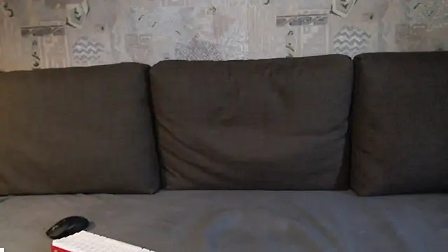 Student_Oliver live XXX chat