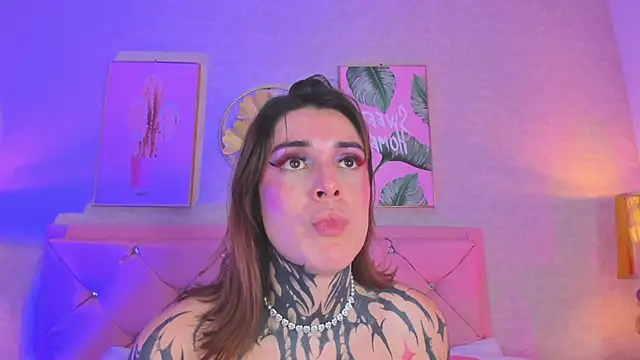 mystikdoll: онлайн-секс-чат