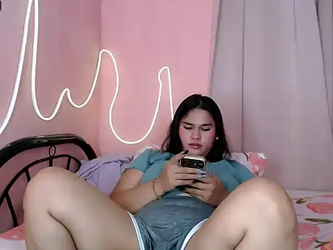 Miss_RebeccaLoveのウェブカメラショー