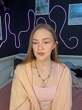 MilaMooneのライブXXXチャット