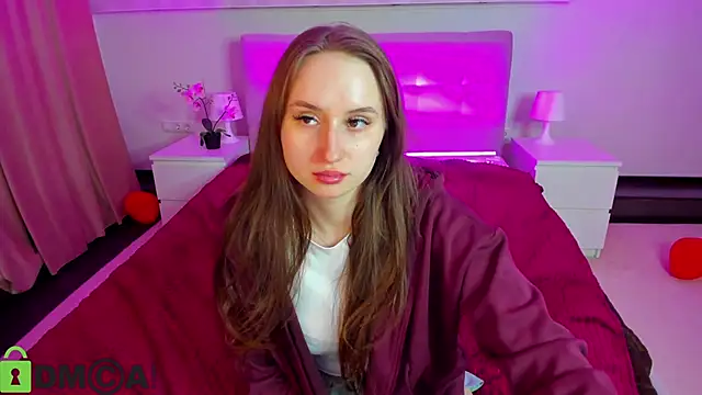 Kira__Sweet élő XXX-chatje