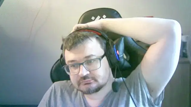 XXX chat uživo modela SirAbuser