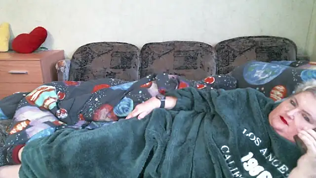 Lana555: онлайн-секс-чат