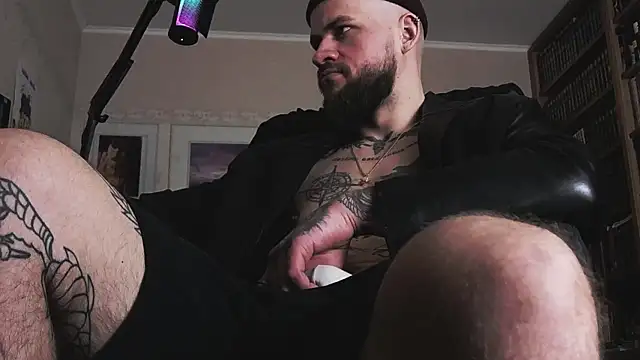 FindomJason Show in webcam