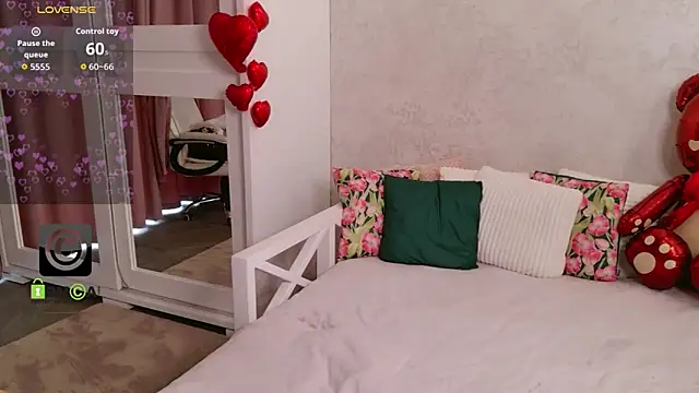 KellyKleine Adlı Modelin Canlı XXX Sohbeti