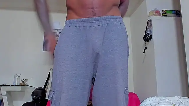 ray_long222 Show Webcam