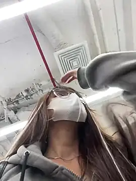 Chat +18 de __BabyShowPublic__ ao vivo