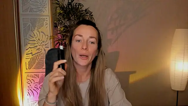 دردشة RebeccaMartinez الجنسية المباشرة