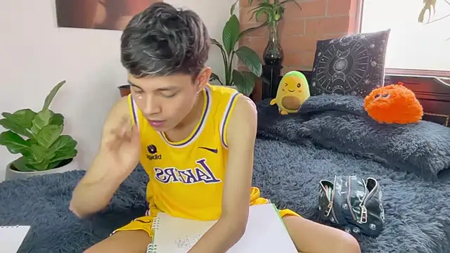 Andy_Belier23 Pertunjukan Webcam