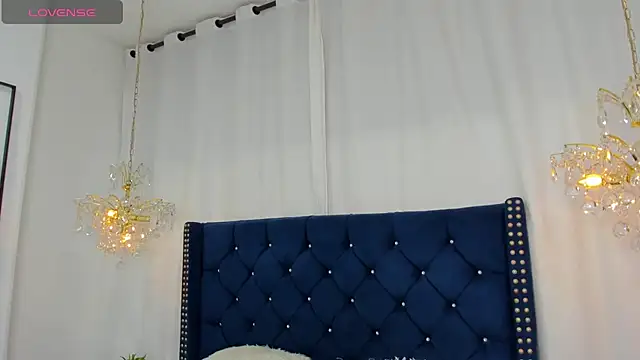 Вебкам-шоу AerumChae