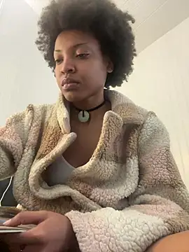 Chat XXX ao vivo de Queenkimi777