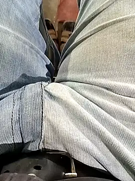 Horny-boyyy 网络视讯表演