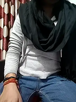 Ruhi_07 élő XXX-chatje