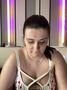 lipsi_vikki: απευθείας συνομιλία ΧΧΧ