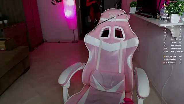 ShayL1sse élő XXX-chatje