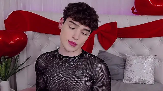 Show modela RobbyCharming na web-kameri