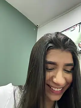 ZiaCalifa Chat XXX live