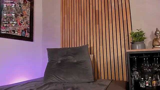 honeyhot69__ Live XXX-Chat