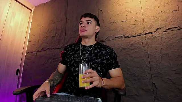 joseph_boy 现场XXX聊天