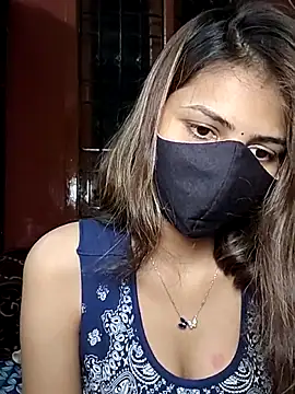 Isha_Sax Chat XXX in diretta