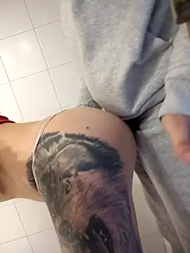 Eimikuro11: απευθείας συνομιλία ΧΧΧ