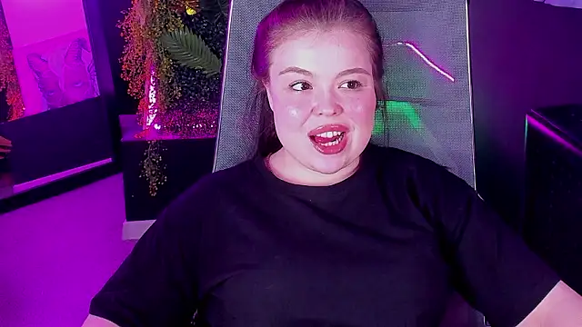 แชท XXX สดของ MartishaAddams