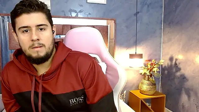 ryan_evannss Show in webcam