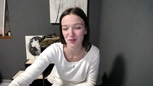 shining_pearl_n Live XXX chat