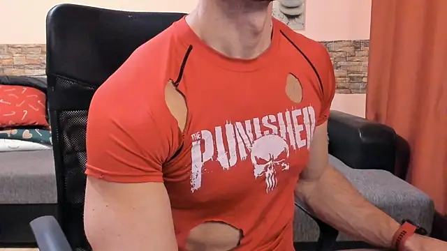 HotHunkTrainer webcam show