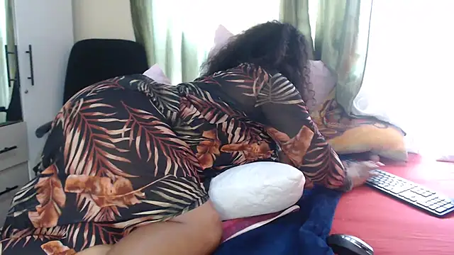 Foxybrownxx1 Live XXX Chat