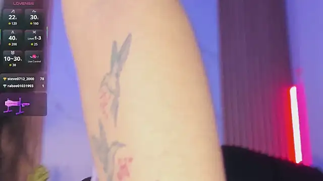 Julia_Martinez_ 现场XXX聊天