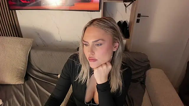 BonerBarbie Chat XXX in diretta