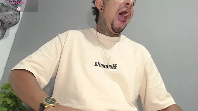 BASTIAN_NICOLAS_のライブXXXチャット