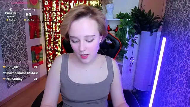 Ellie_Heavenly 现场XXX聊天