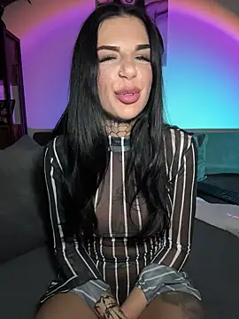 LexiCoco Show in webcam