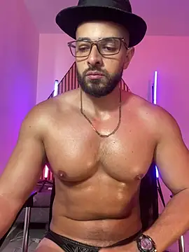 magnumchris' Live XXX Chat