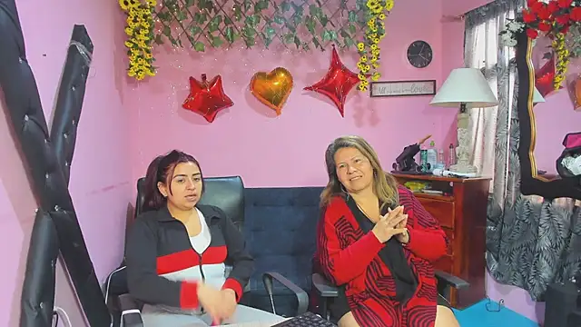 lesbiancuple Webcamshow