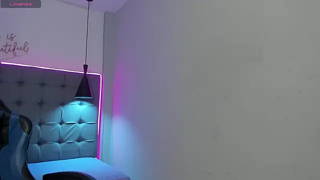 عرض كام Sylasfrost