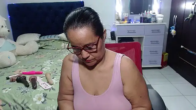 pervert_mommy_ Chat XXX live